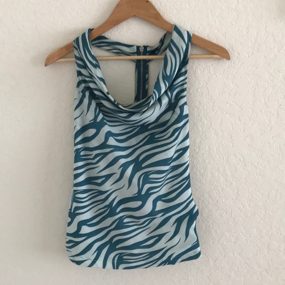 Sexy racer back zipper blouse